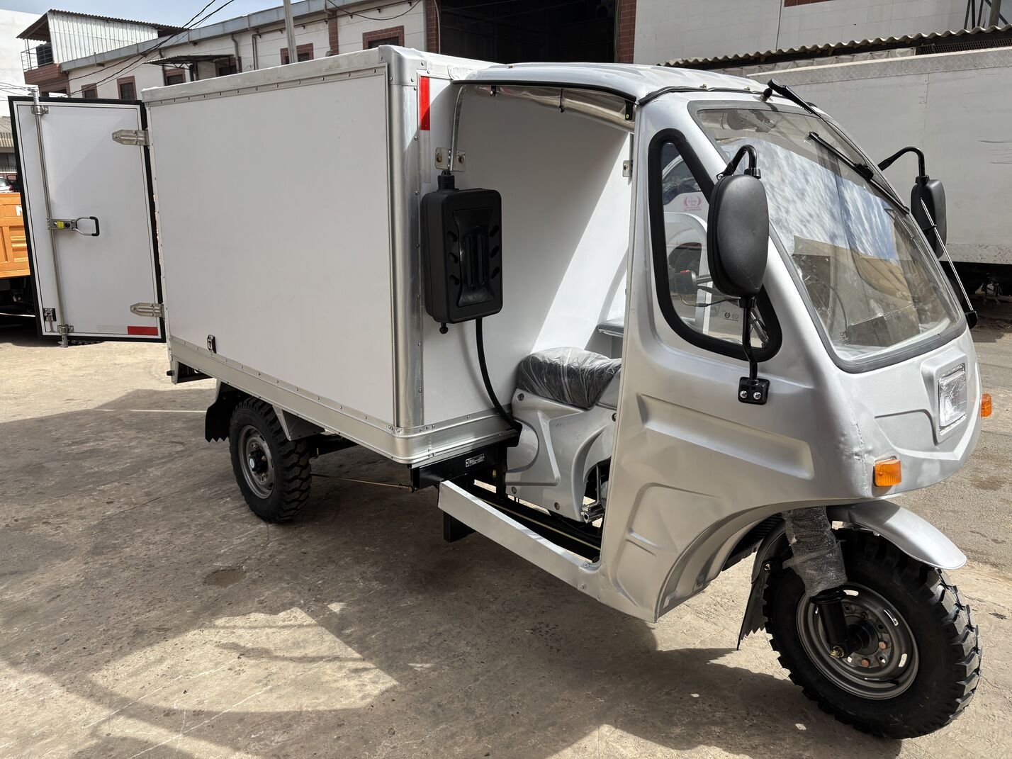NGALANKA NL250ZH-C Frigo Simple 250CC À Eau – Image 2